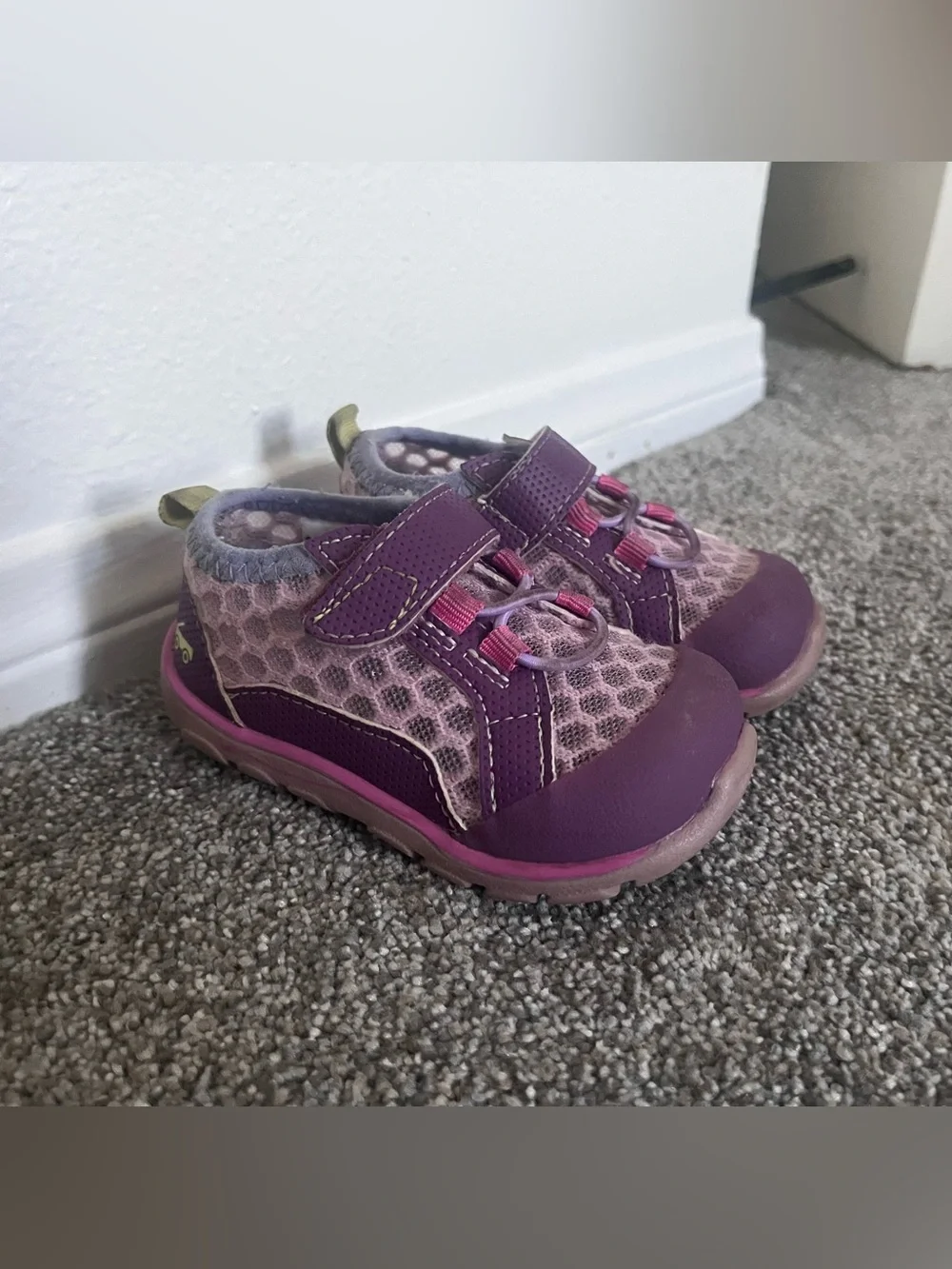 See Kai Run Purple and Pink Toddler Water Shoe - Secure Hook Strap